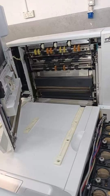 中国 フジ・フロンティア7700デジタルミニラボ 4枚の紙雑誌と1台のコンピュータをリニューアル サプライヤー
