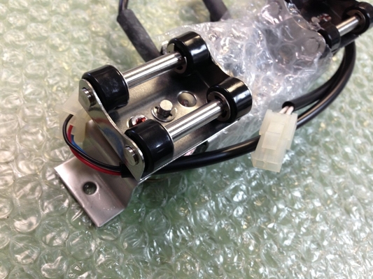 中国 810G03712富士OEM New Minilab Part Solenoid サプライヤー