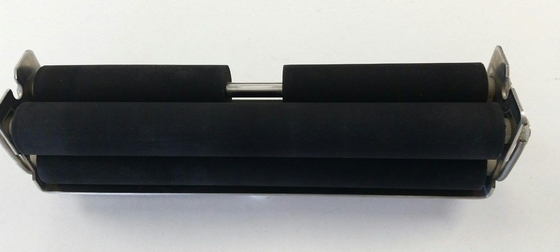 中国 富士FRONTIER FP-363/563 334G03635A 334G03635 SQUEEGEE ROLLER ASSEMBLY サプライヤー