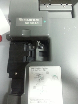 富士のフロンティア330 340デジタルMinilab予備品NC100AC 899C21453B0の自動フィルムのキャリア サプライヤー