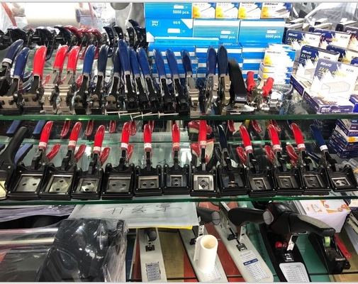 パスポートの写真40*54mmのための手のPhotoのカッター サプライヤー