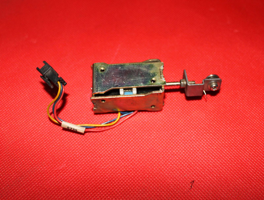 富士のフロンティア350/370/355375のMinilabの予備品の電磁弁107H0041は使用した サプライヤー